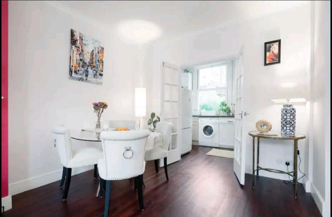 Stylish Room With Private Bath & Terrace In Super Central Clapham Junction Minutes From Victoria, Waterloo Londra Esterno foto